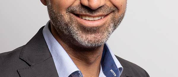 Yasar Ayaz