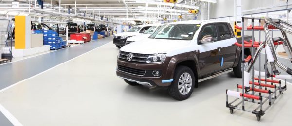 Industrieboden für eine Werkshalle in der Automobilproduktion