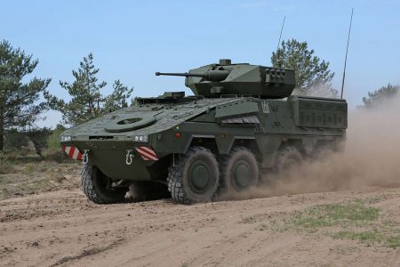 Werkslackierungen von Fahrzeugen und Fahrzeugteilen für die Rüstungsindustrie in Hamburg