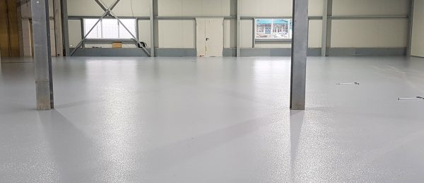 Belastbare Industriebodenbeschichtung für einen Nassfutter-Produzenten